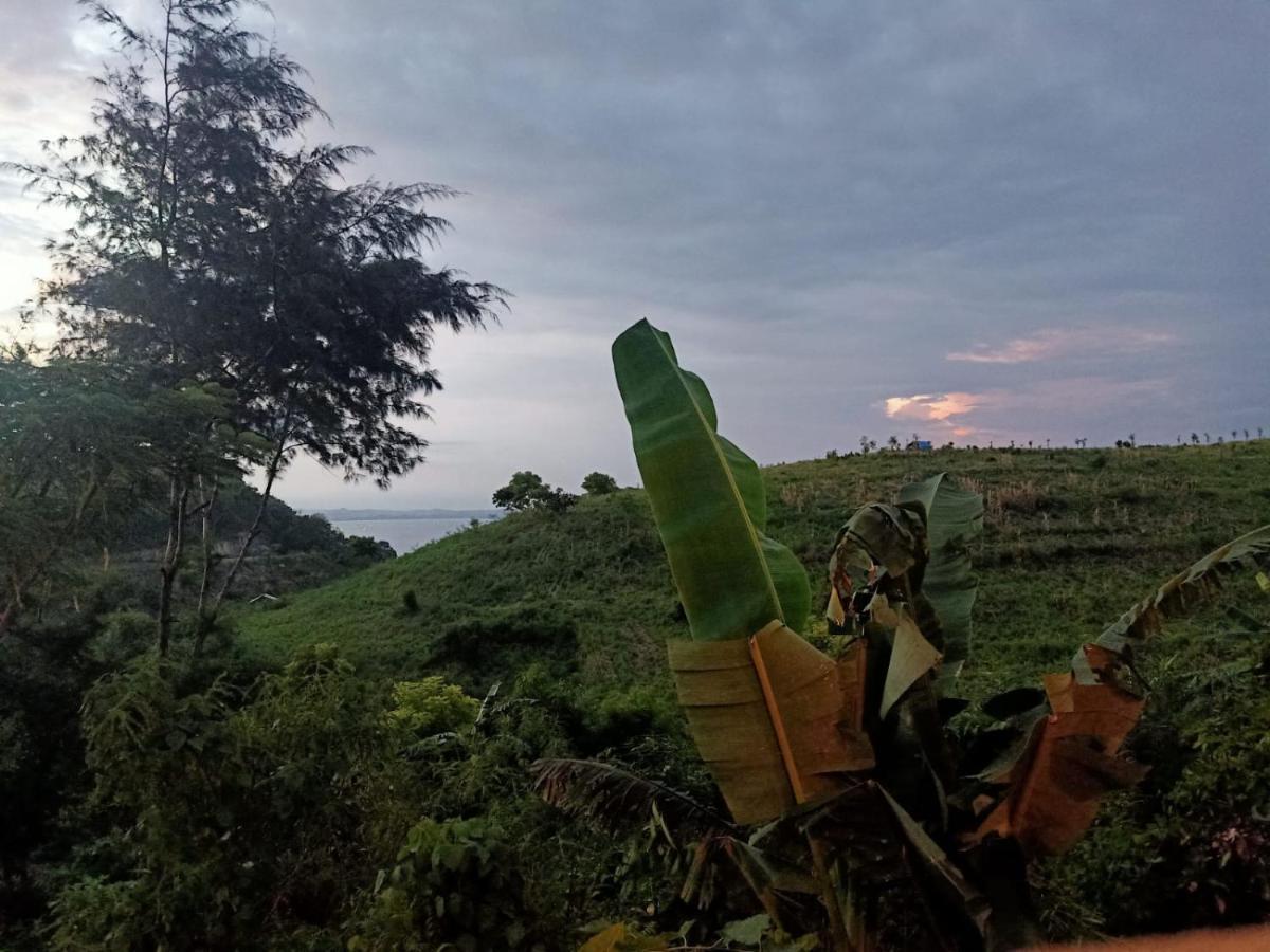 Feby'S Homestay Ekas ภายนอก รูปภาพ