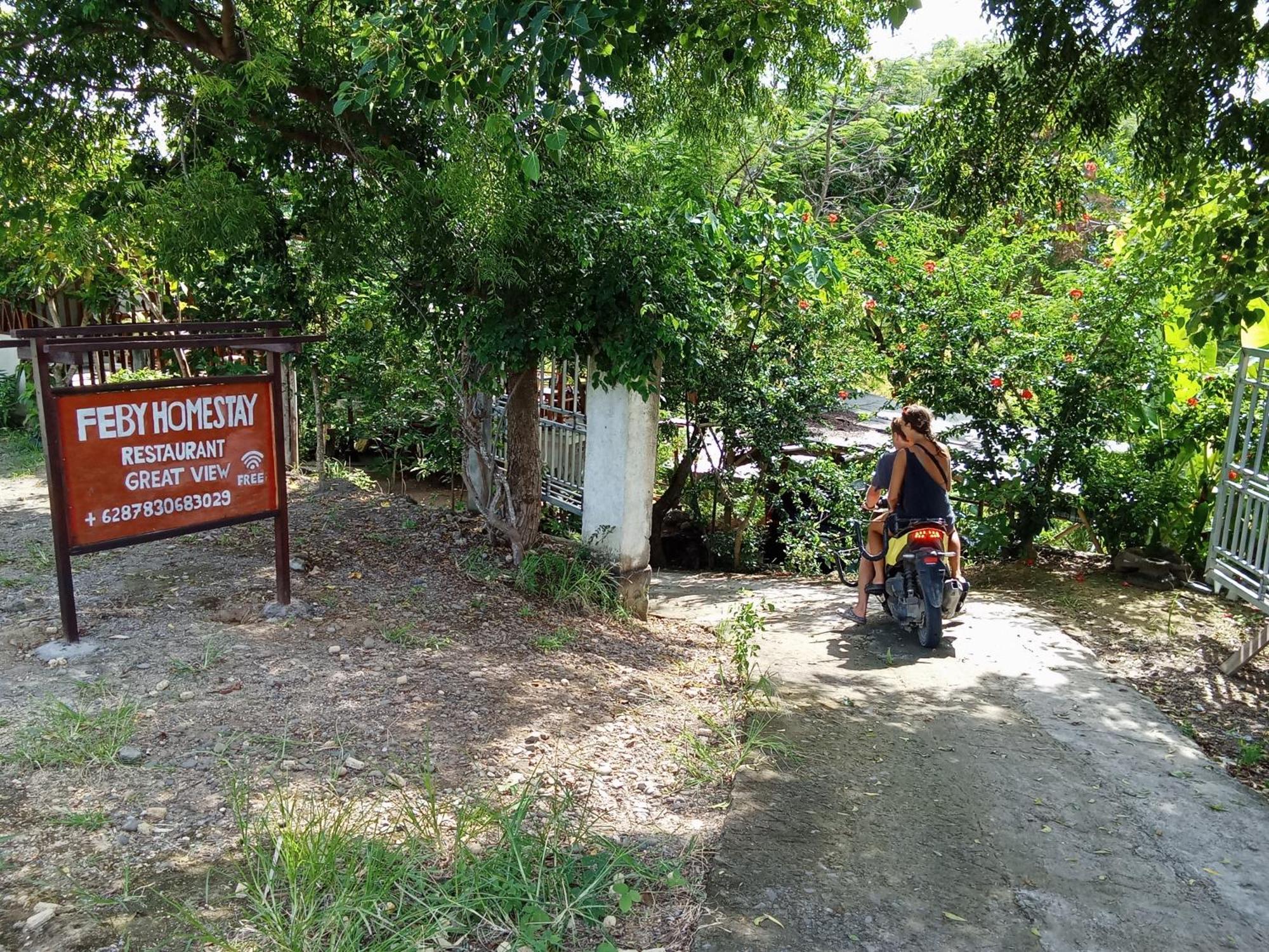 Feby'S Homestay Ekas ภายนอก รูปภาพ